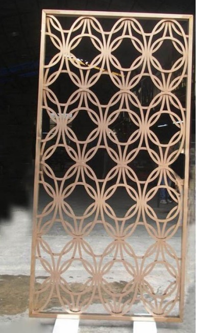 不鏽鋼屏風隔（gé）斷