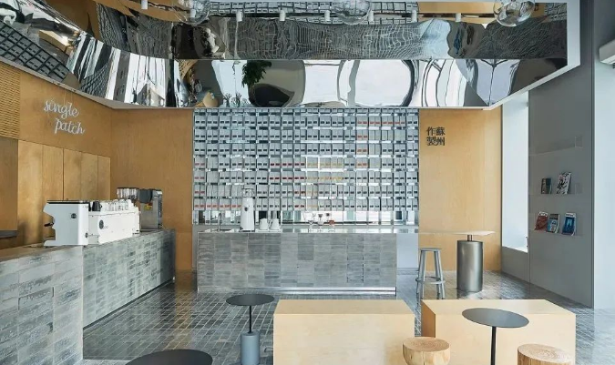 鏡麵不鏽鋼，科技感十（shí）足的時尚（shàng）裝飾元素