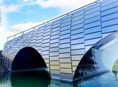 不鏽鋼在裝飾工程絢麗展示