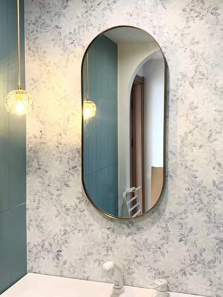 衛浴室不鏽鋼鏡（jìng）子