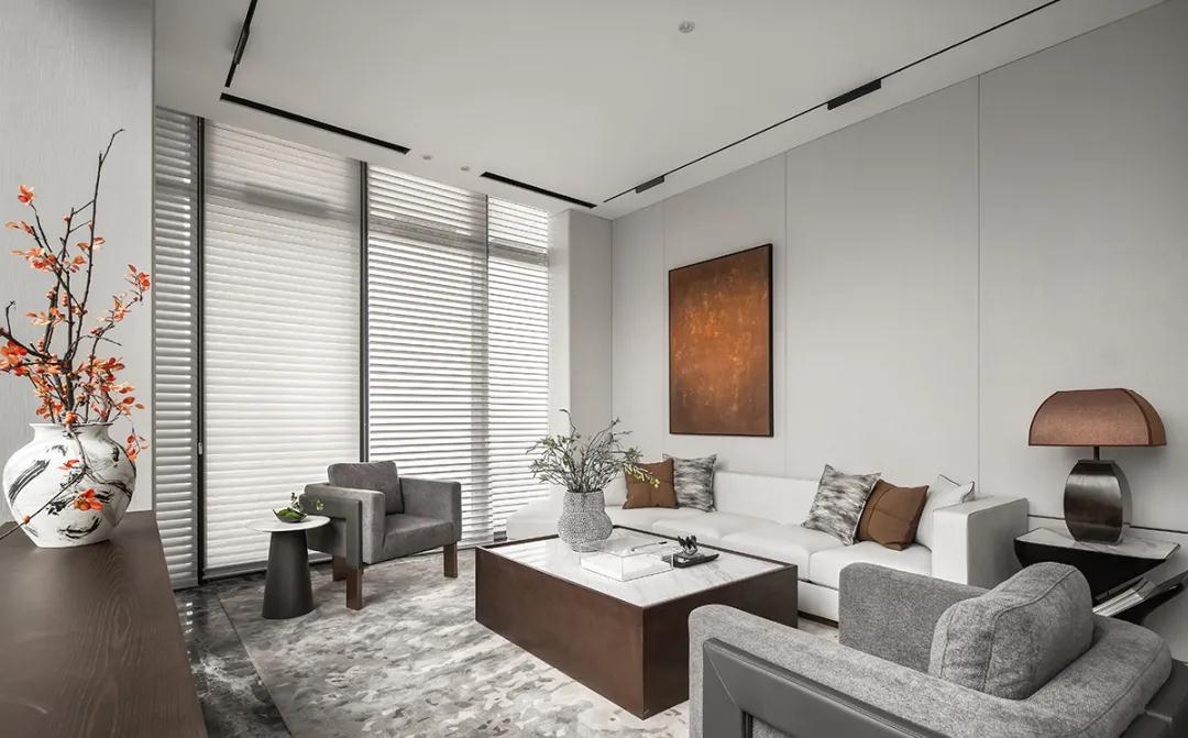 賽廣分享:用金屬詮釋的(de)優雅 賽廣分享:用金屬詮釋的(de)優雅